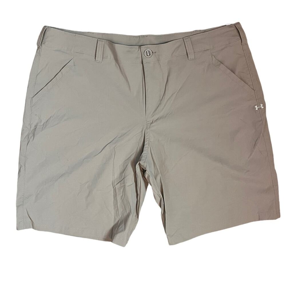 Under Armour Loose Fit Khaki Technical Golf Shorts Mens 40x9 Casual Stretch